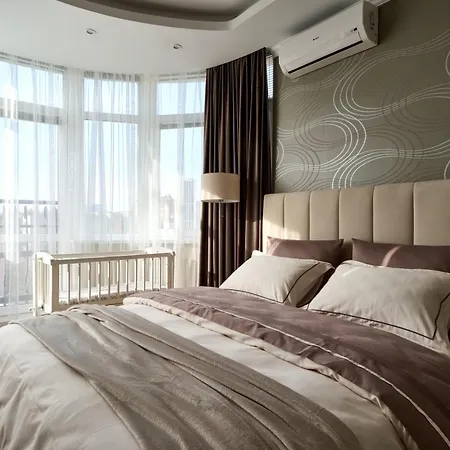 сozy Str Chernovola Apartment