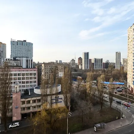Apartment сozy Str Chernovola *