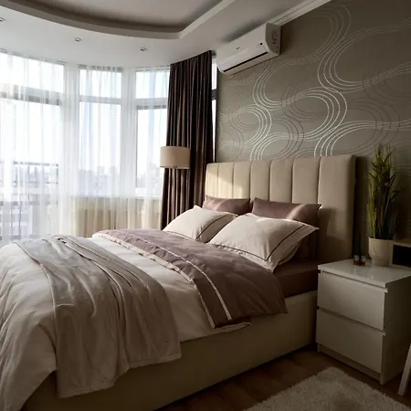сozy Str Chernovola Київ